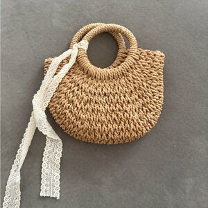 Elegant Tan Woven Handbag